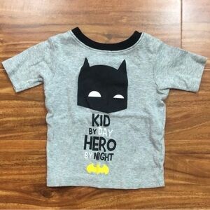 3/$25 Batman Little Boy Grey Crew Snug Fit T-Shirt Pajamas Size 2T Loungewear